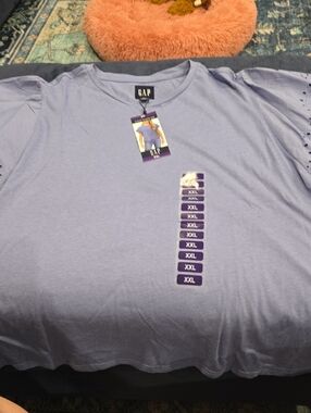 GAP Womens Short Sleeve Crew Tee in Light Blue